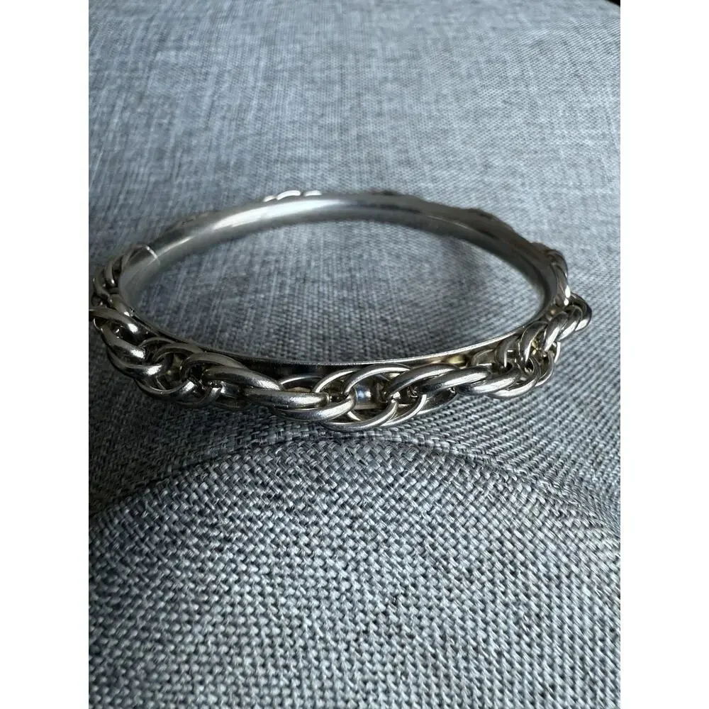 Unbranded twisted rope